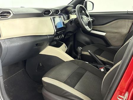 2024-Nissan-Magnite-10-Acenta-AMT_8