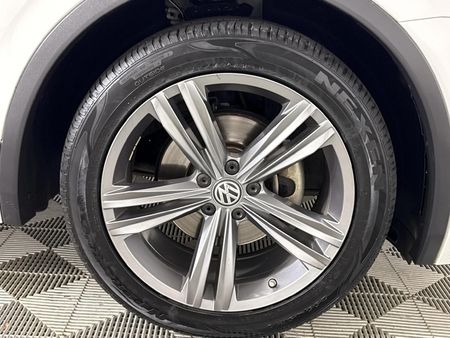 2017-Volkswagen-Tiguan-14-TSI-Comfortline-92kW_5