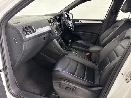 2017-Volkswagen-Tiguan-14-TSI-Comfortline-92kW_8