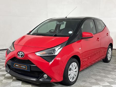 2020-Toyota-Aygo-10-X-Play-5-dr_0