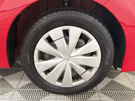 2020-Toyota-Aygo-10-X-Play-5-dr_5