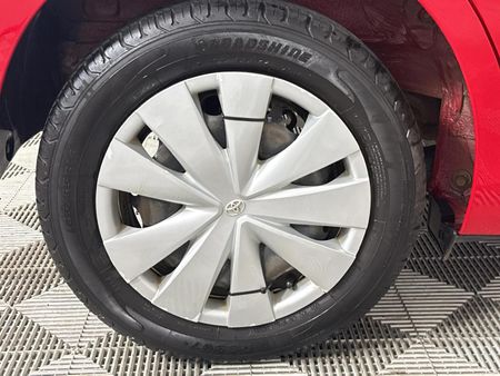 2020-Toyota-Aygo-10-X-Play-5-dr_7