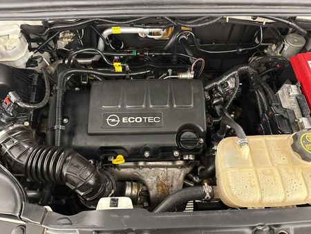 2015-Opel-Mokka-X-14T-Cosmo_12