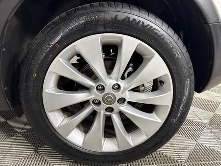 2015-Opel-Mokka-X-14T-Cosmo_5