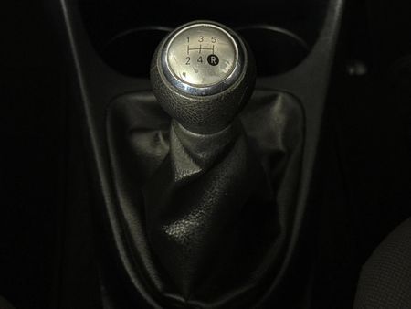 2016-Toyota-Etios-15-XS_10