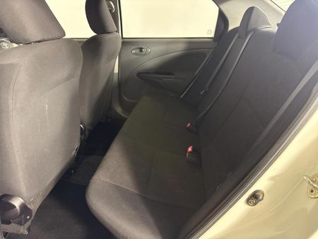 2016-Toyota-Etios-15-XS_3