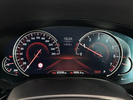 2017-BMW-5-Series-540i-M-Sport-Auto_2