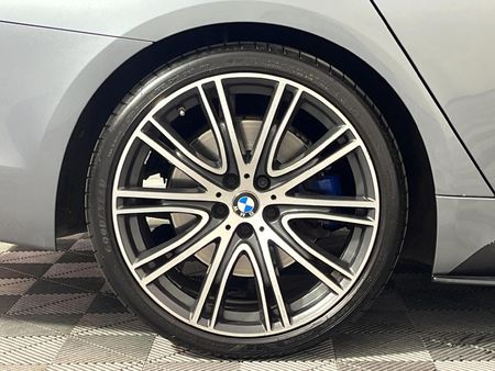 2017-BMW-5-Series-540i-M-Sport-Auto_7