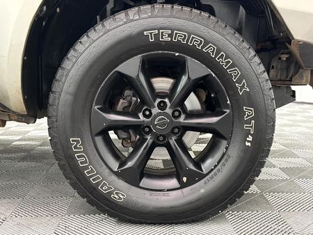 2013-Nissan-Pathfinder-25-dCi-SE-Auto_5