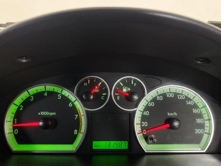 2013-Chevrolet-Aveo-16-L-Hatch_2