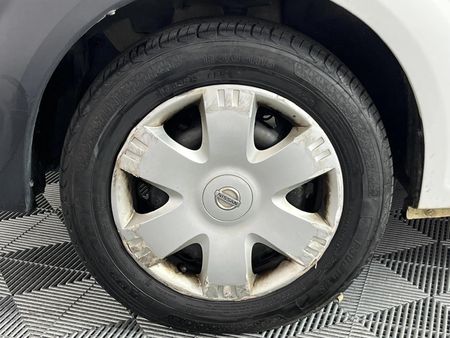 2021-Nissan-NP200-15-dCi-Safety-Pack_2