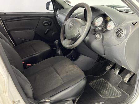 2021-Nissan-NP200-15-dCi-Safety-Pack_6