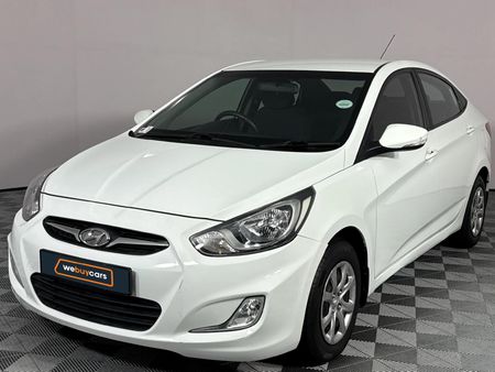 2014-Hyundai-Accent-16-GLS-Fluid_0