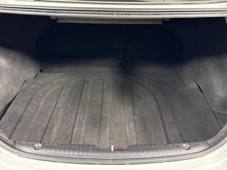 2014-Hyundai-Accent-16-GLS-Fluid_14