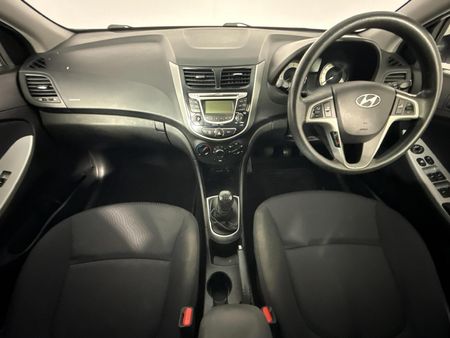 2014-Hyundai-Accent-16-GLS-Fluid_1