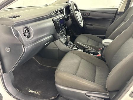 2022-Toyota-Corolla-Quest-18-Auto_5