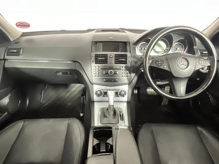2010-Mercedes-Benz-C-Class-C-220-CDi-BE-Avantgarde-Auto_1