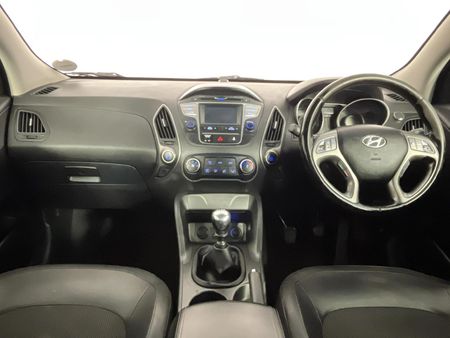 2015-Hyundai-ix35-17-CRDi-Premium_1