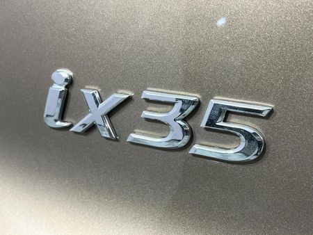 2015-Hyundai-ix35-17-CRDi-Premium_8