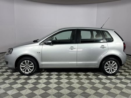 2016-Volkswagen-Polo-Vivo-GP-14-Trendline-5-dr_18