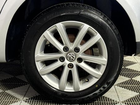 2016-Volkswagen-Polo-Vivo-GP-14-Trendline-5-dr_6