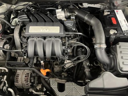 2013-Volkswagen-Caddy-16i-Trendline_12