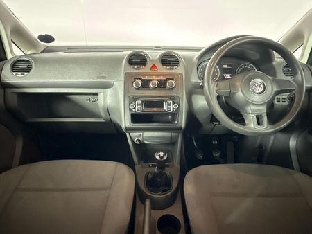 2013-Volkswagen-Caddy-16i-Trendline_1