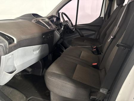 2016-Ford-Transit-Custom-22-TDCi-Ambiente-LWB-Panel-Van_8