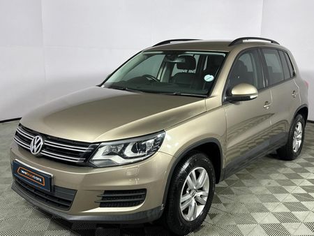 2013-Volkswagen-Tiguan-14-TSI-Bluemotion-Trend-Fun-Auto-110kW_0