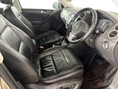 2013-Volkswagen-Tiguan-14-TSI-Bluemotion-Trend-Fun-Auto-110kW_9