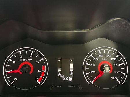 2022-Mahindra-KUV-100-12-K2-NXT_2