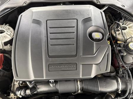 2021-Jaguar-XF-20-HSE-R-Dynamic-P250_13
