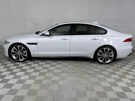 2021-Jaguar-XF-20-HSE-R-Dynamic-P250_19