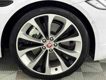 2021-Jaguar-XF-20-HSE-R-Dynamic-P250_5