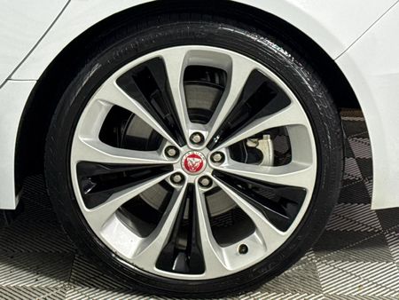 2021-Jaguar-XF-20-HSE-R-Dynamic-P250_6