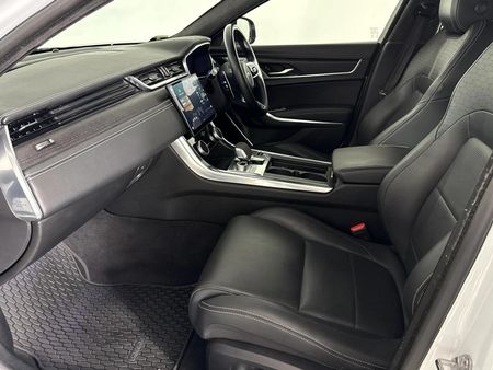 2021-Jaguar-XF-20-HSE-R-Dynamic-P250_8