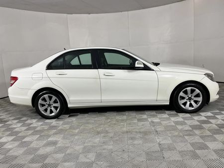 2008-Mercedes-Benz-C-Class-C-180K-Classic-Auto_16