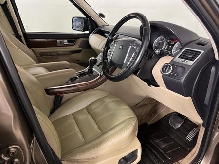 2010-Land-Rover-Range-Rover-50-V8-SC-SE_9