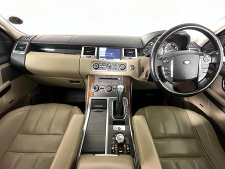 2010-Land-Rover-Range-Rover-50-V8-SC-SE_1