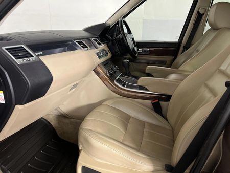 2010-Land-Rover-Range-Rover-50-V8-SC-SE_8
