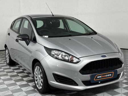 2016-Ford-Fiesta-10-EcoBoost-Ambiente-Auto-5-dr_15