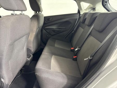 2016-Ford-Fiesta-10-EcoBoost-Ambiente-Auto-5-dr_3