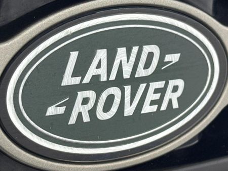 2023-Land-Rover-Defender-110-D300-SE-X-Dynamic-221kW_11