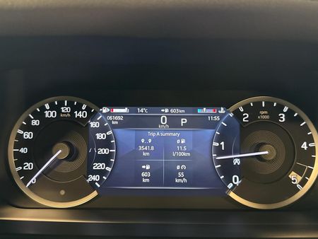 2023-Land-Rover-Defender-110-D300-SE-X-Dynamic-221kW_2