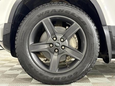2023-Land-Rover-Defender-110-D300-SE-X-Dynamic-221kW_4