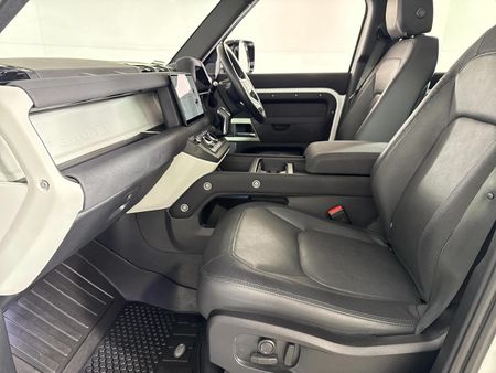 2023-Land-Rover-Defender-110-D300-SE-X-Dynamic-221kW_8