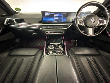 2023-BMW-X7-xDrive-40d-Design-Pure-Excellence_1