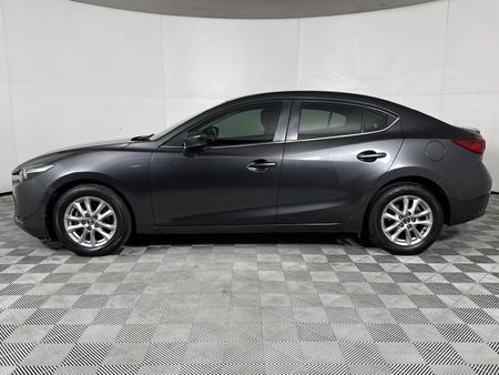 2017-Mazda-3-16-Dynamic-Auto_15