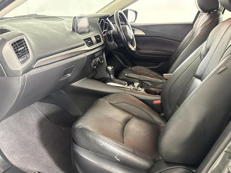 2017-Mazda-3-16-Dynamic-Auto_7