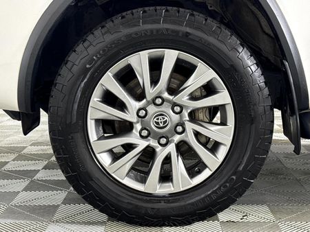 2022-Toyota-Fortuner-28-GD-6-Raised-Body-Auto_4